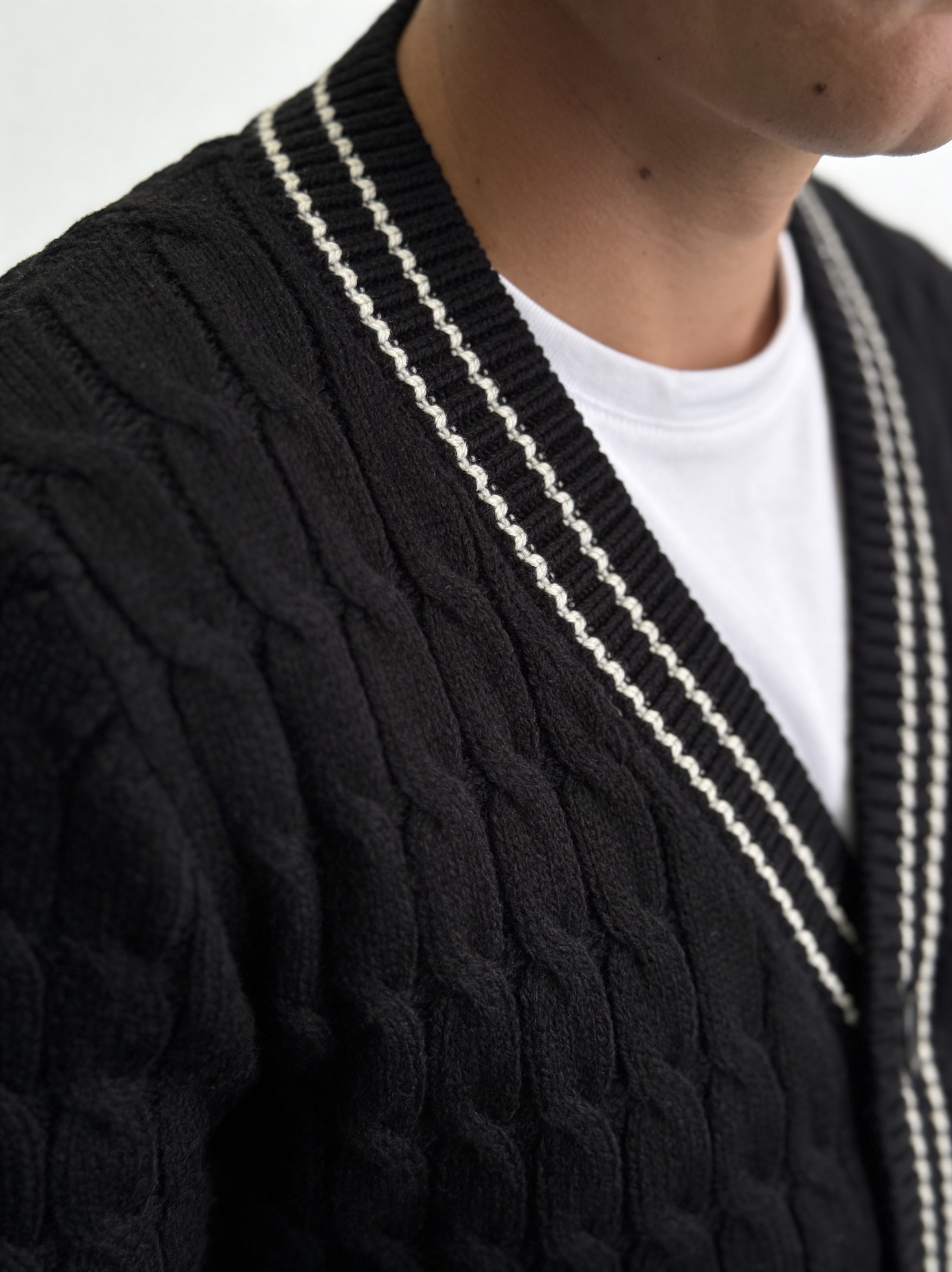 ZZUFAL - HERITAGE KNIT CARDIGAN BLACK - ZJ004