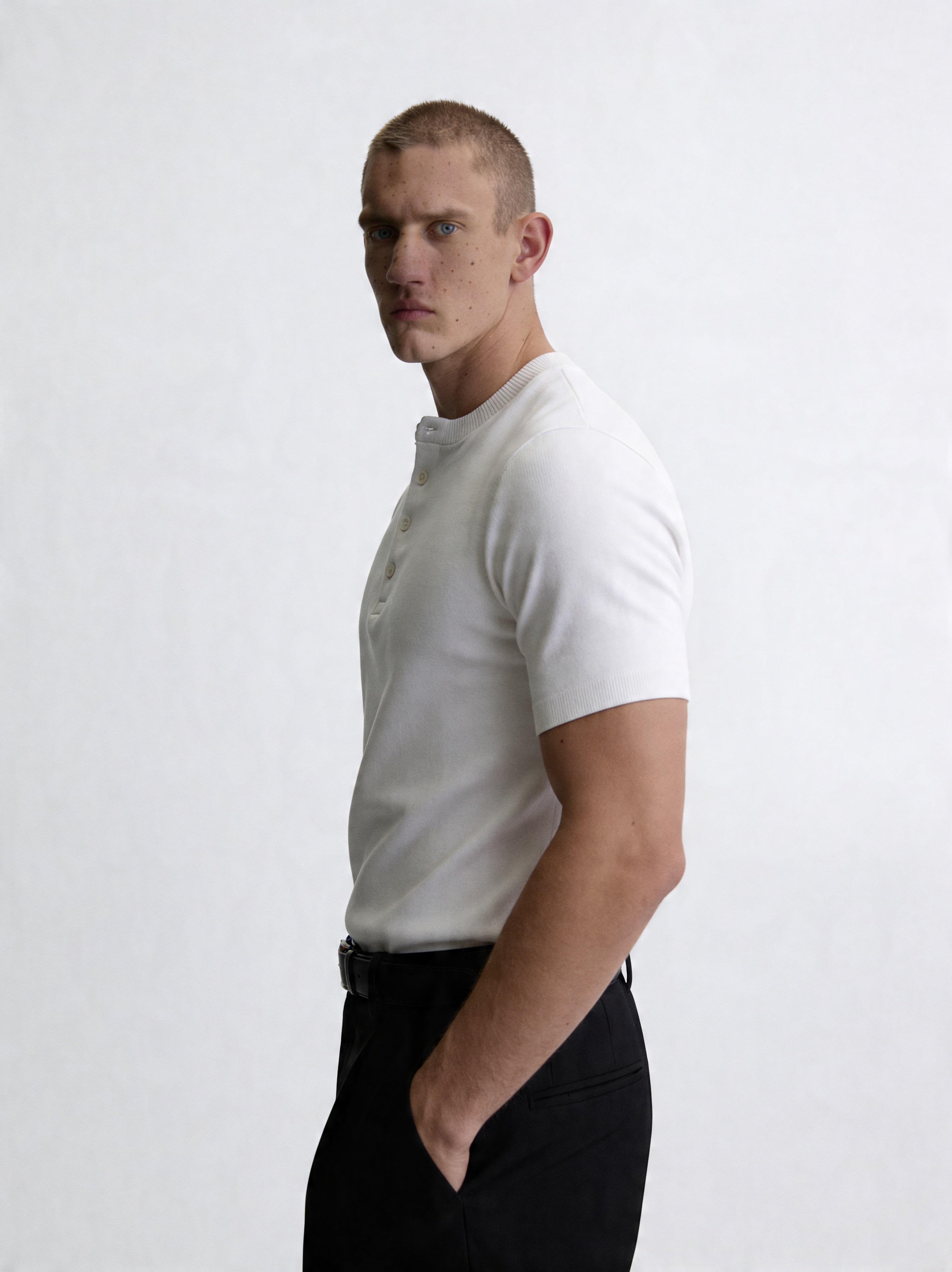 ZZUFAL - PURE SHORT HENLEY WHİTE T-SHIRT - ZT007